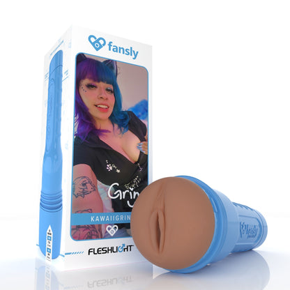 Kawaii Grin Fansly Fleshlight: Fox Girl Face Fuck with Fangs!
